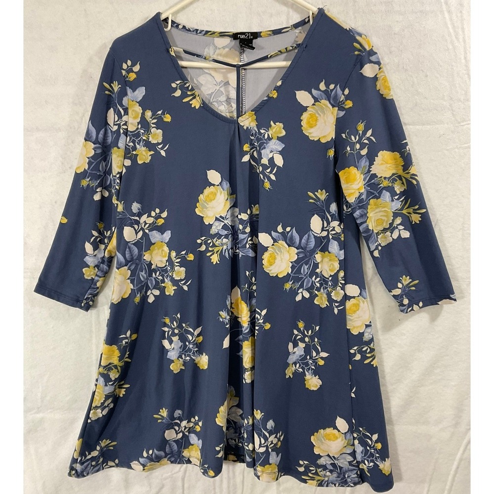 Rue21 Tunic Top Women Large Blue Floral 3/4 Sleeve V-Neck‎ Boho Casual Blouse